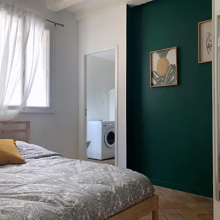 Logement Dans Le Vieux * トゥール