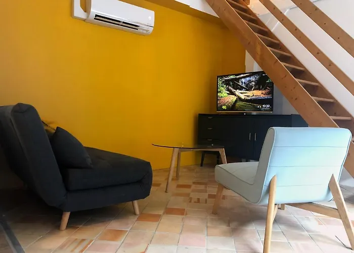 Logement Dans Le Vieux *